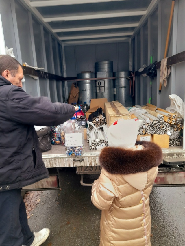 Уже сегодня Экомобиль принимает опасные отходы!