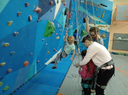 Друзья, добро пожаловать в мир адреналина и высоты!