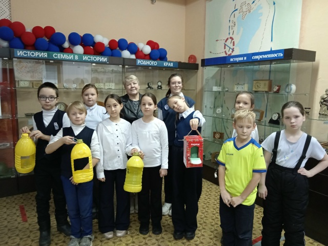 «Держи клюв шире»