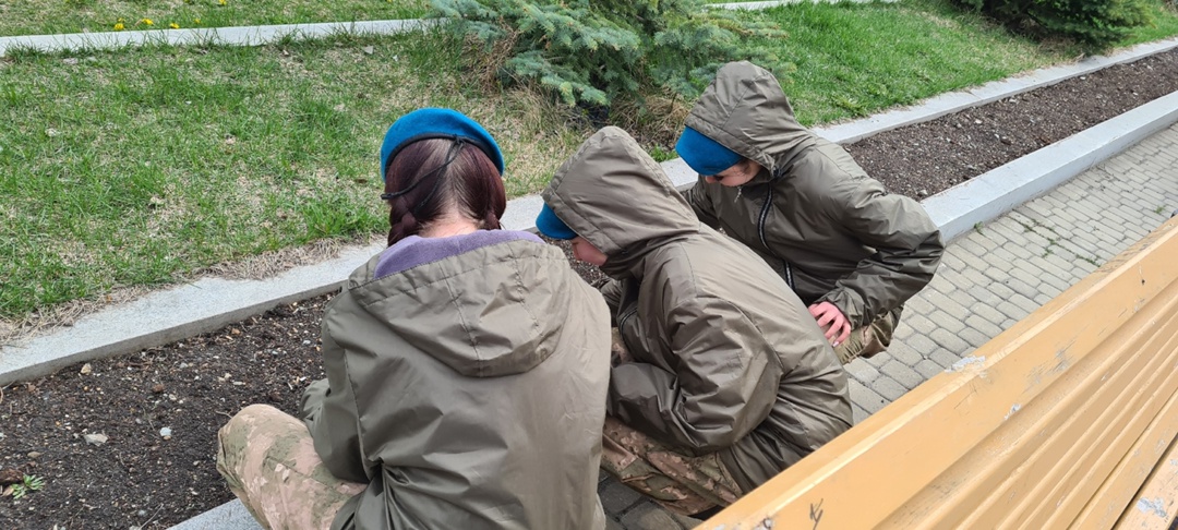 Субботник у памятника ветеранам боевых действий