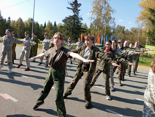  "Азимут" 